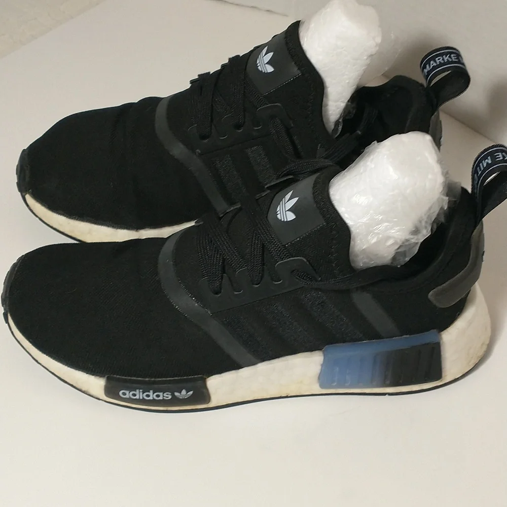 Adidas NMD R1‎ PrimeBlue, Size 6, Black White And Blue